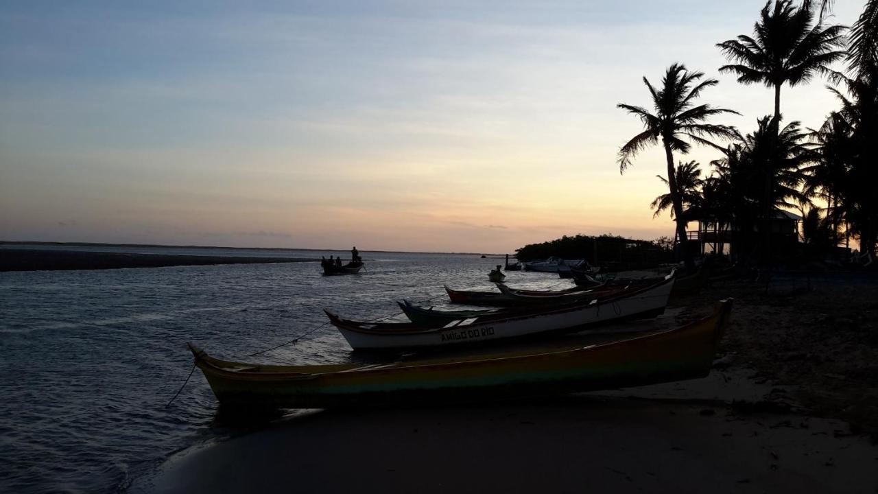 Chale Perto Da Praia Com Duas Suites E Varandao Pacatuba  Eksteriør bilde